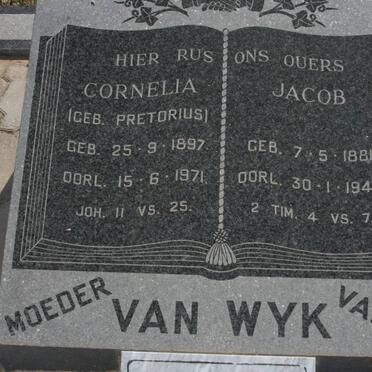 WYK Jacob, van 1881-1949 &amp; Cornelia PRETORIUS 1897-1971 :: VAN WYK Louw 19??-2001 