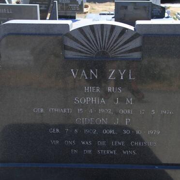 ZYL Gideon J.P., van 1902-1979 &amp; Sophia J.M. THIART 1902-1976
