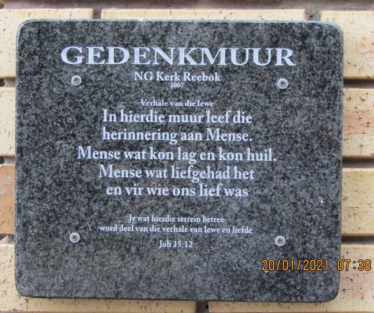 3. Gedenkmuur Reebok NG Kerk 2007