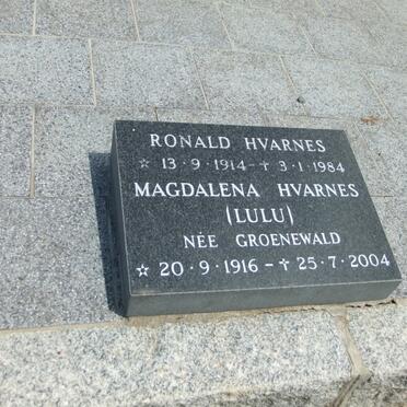 HVARNES Ronald 1914-1984 &amp; Magdalena GROENEWALD 1916-2004