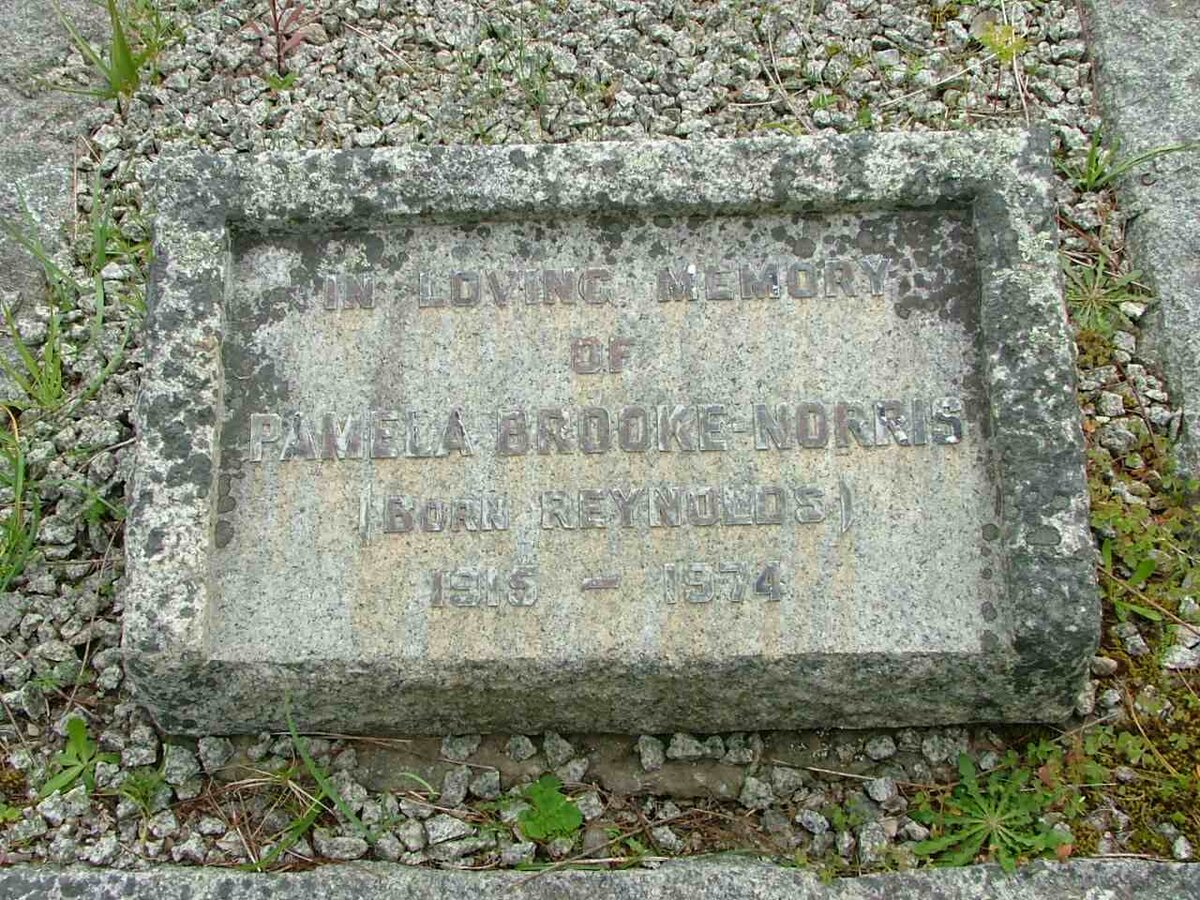 MORRIS Pamela Brooke nee REYNOLDS 1915-1974