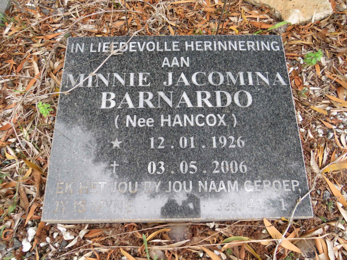 BARNARDO Minnie Jacomina nee HANCOX 1926-2006