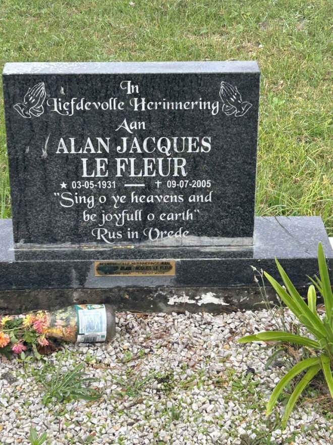 FLEUR Alan Jacques, le 1931-2005