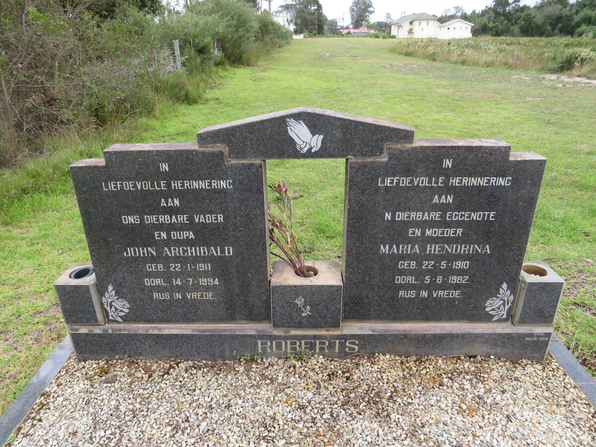 ROBERTS John Archibald 1911-1994 & Maria Hendrina 1910-1982