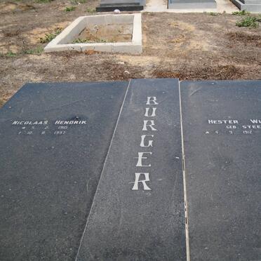 BURGER Nicolaas Hendrik 1910-1997 &amp; Hester Wilhelmina STEENKAMP 1912-2005