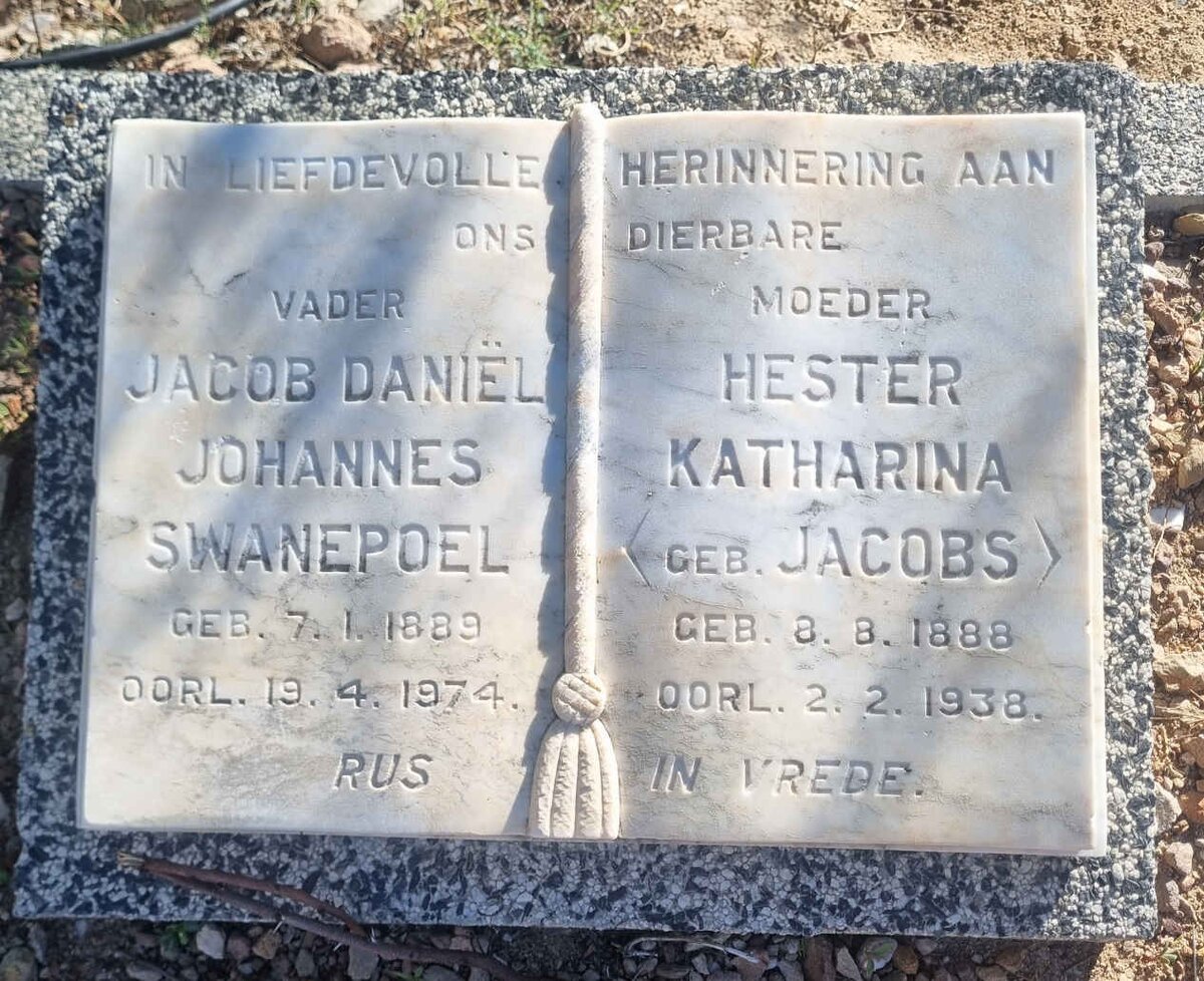 SWANEPOEL Jacob Daniel Johannes 1889-1974 & Hester Katharina JACOBS 1888-1938
