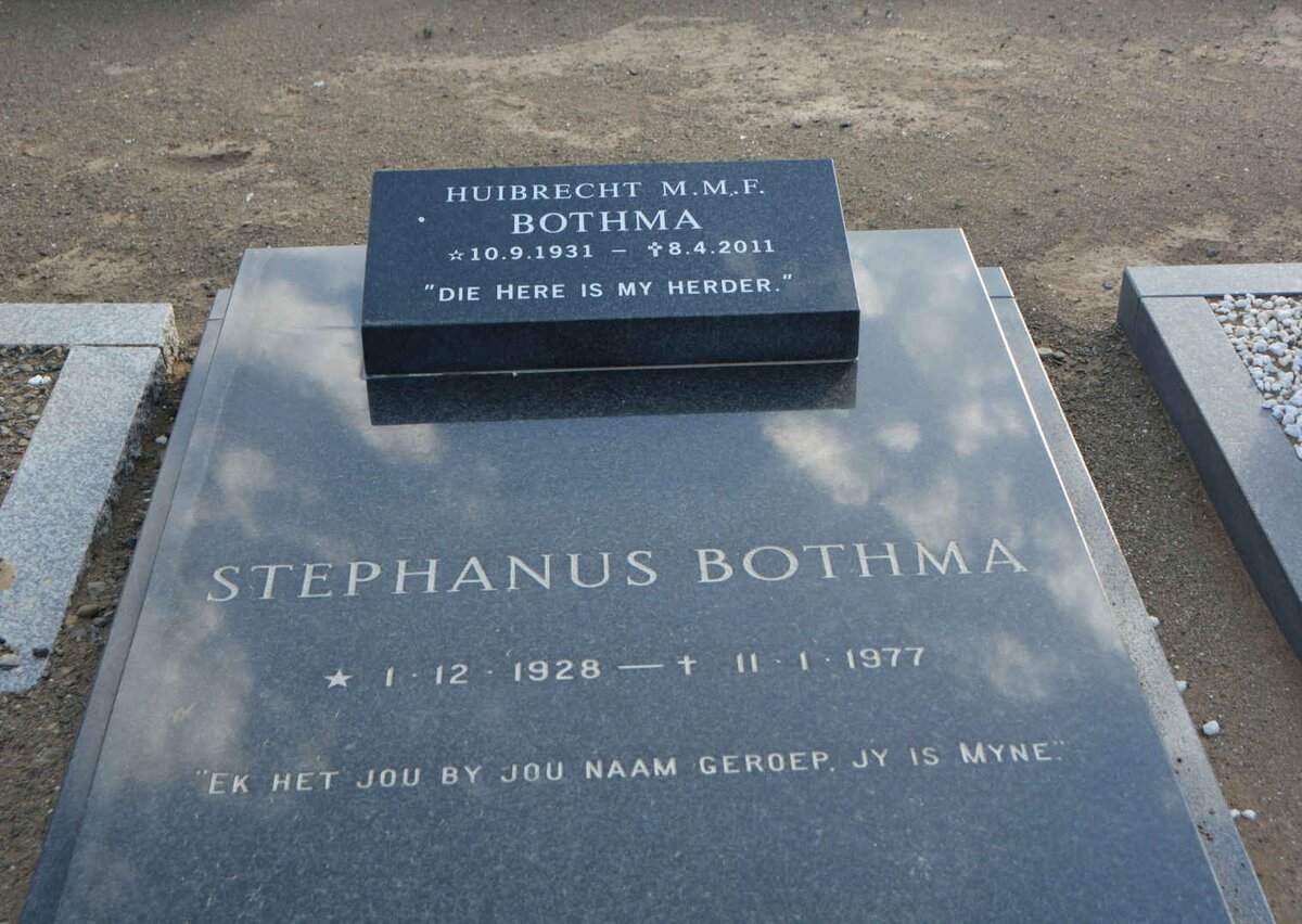 BOTHMA Stephanus 1928-1977 &amp; Huibrecht M.M.F. 1931-2011