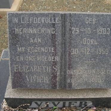 Western Cape, LEEU GAMKA, Main cemetery