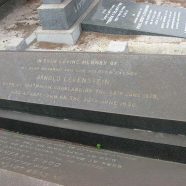 LEVENSTEIN Arnold 1879-1930 & Doris