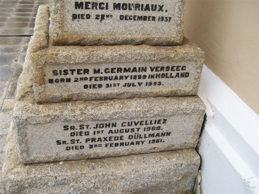 Memorial to the Convent of the Holy Sisters_3