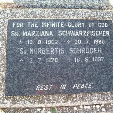 SCHWARZFISCHER Marziana 1902-1980 :: SCHRODER Norbertis 1920-1997