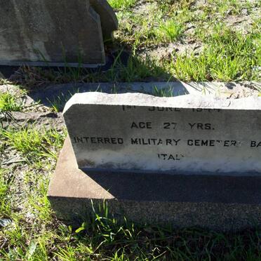 HALL John Neill -1944