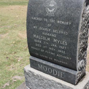 MOODIE Malcolm Myles 1927-1956