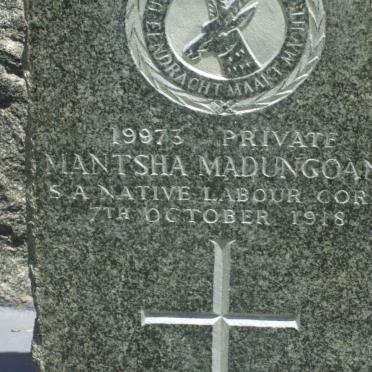 MADUNGOANE Mantsha −1918