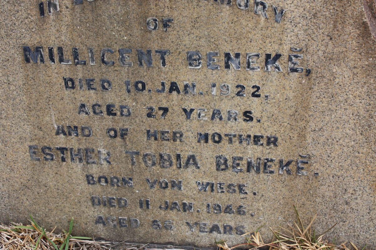 BENEKE Esther Tobia nee VON WIESE -1946 :: BENEKE Millicent  -1922