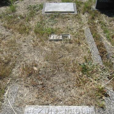 BEZUIDENHOUT Denise 1959-1967 :: BEZUIDENHOUT Nicolene 1961-1967 :: BEZUIDENHOUT Angeline 1961-1967