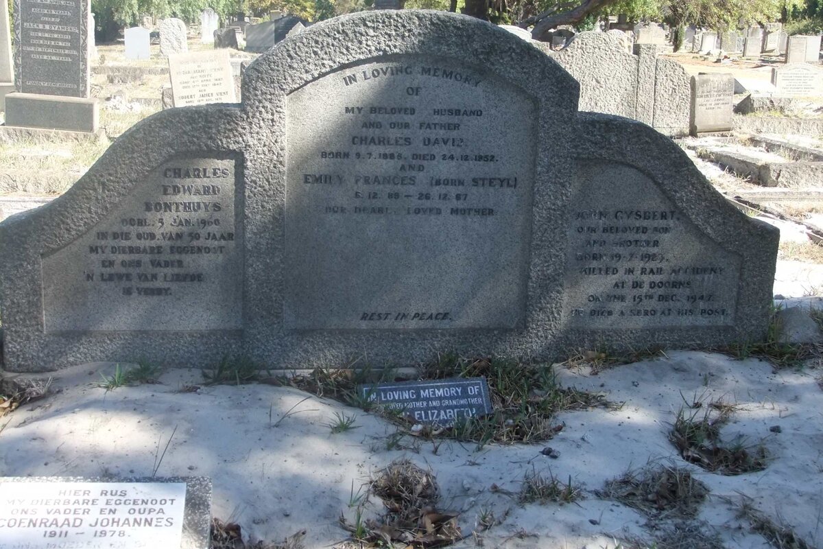 BONTHUYS Charles David 1885-1952 &amp; Emily Francis STEYL 1889-1967