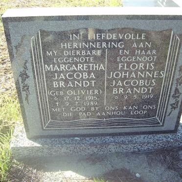 BRANDT Floris Johannes Jacobus 1919- &amp; Margaretha Jacoba OLIVIER 1915-1989