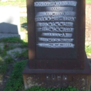 BRUYN Daniel A., de 1873-1950 &amp; Dina M.P. 1877-1942