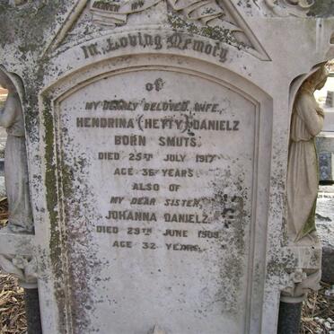 DANIELZ Hendrina nee SMUTS -1917 :: DANIELZ Johanna  -1908