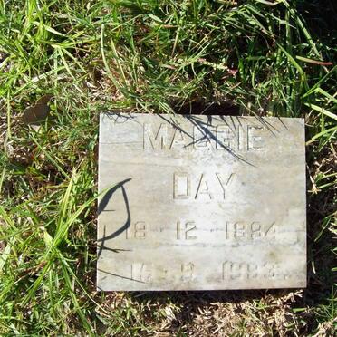 DAY Maggie 1894-1993