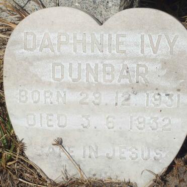 DUNBAR Daphnie Ivy 1931-1932