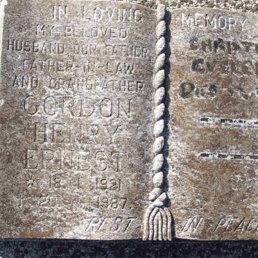 EVELBIGH Gordon Henry Ernest 1921-1987 &amp; Christina ? ??-??