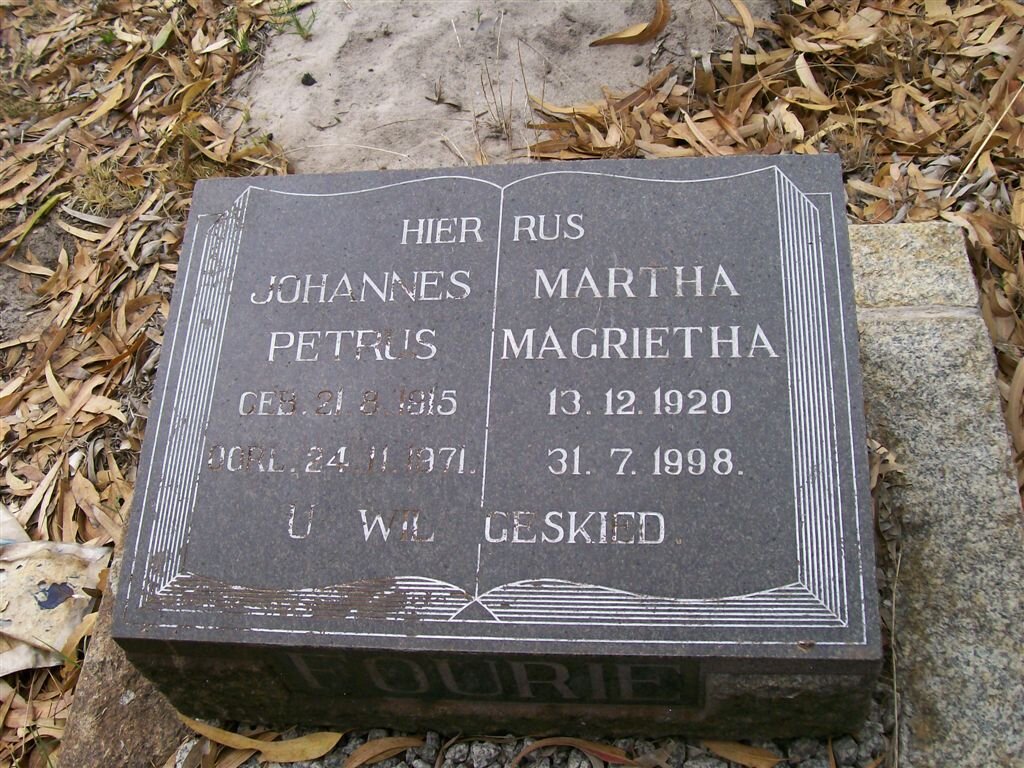FOURIE Johannes Petrus 1915-1971 &amp; Martha Magrietha 1920-1998