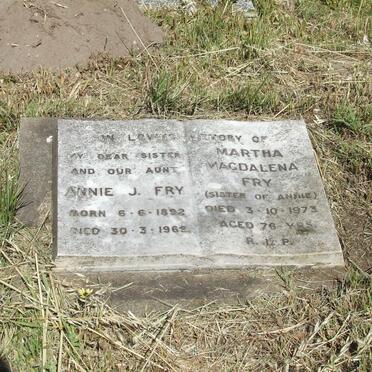 FRY Annie J. 1892-1969 :: FRY Martha Magdalena -1973