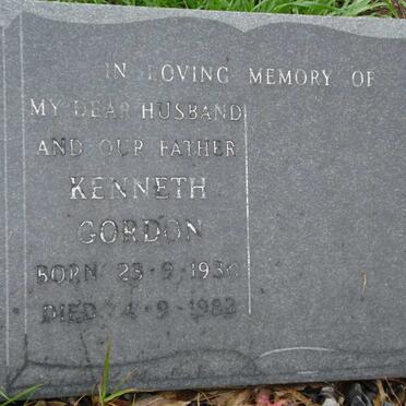 GORDON Kenneth 1930-1982