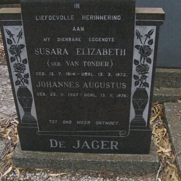JAGER Johannes Augustus, de 1907-1976 &amp; Susara Elizabeth VAN TONDER 1914-1972