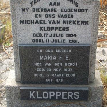 KLOPPERS Michael van Niekerk 1904-1961 &amp; Maria F.E. VAN DEN BERG 1907-2000