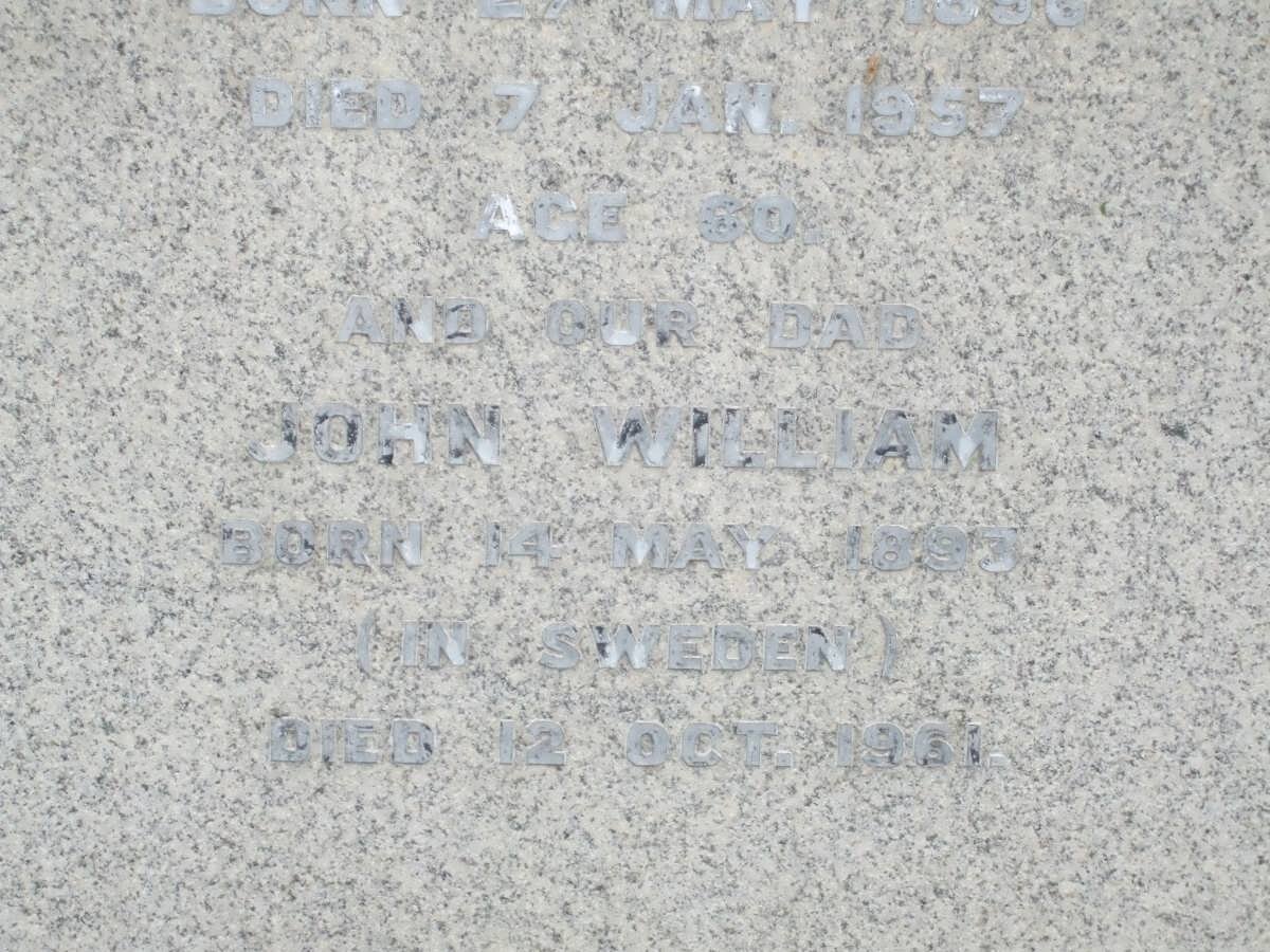 LUNDBERG John William 1895-1961 &amp; Christina Katrina PETZER 1896-1957