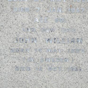 LUNDBERG John William 1895-1961 &amp; Christina Katrina PETZER 1896-1957