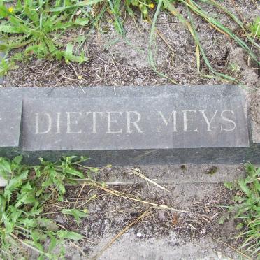 MEYS Dieter
