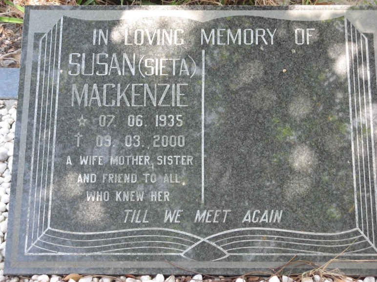 MACKENZIE Susan 1935-2000