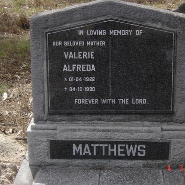 MATTHEWS Valerie Alfreda 1922-1990