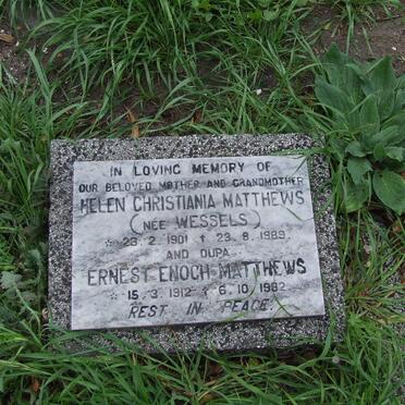 MATTHEWS Ernest Enoch 1912-1982 &amp; Helen Christiania WESSELS 1901-1989