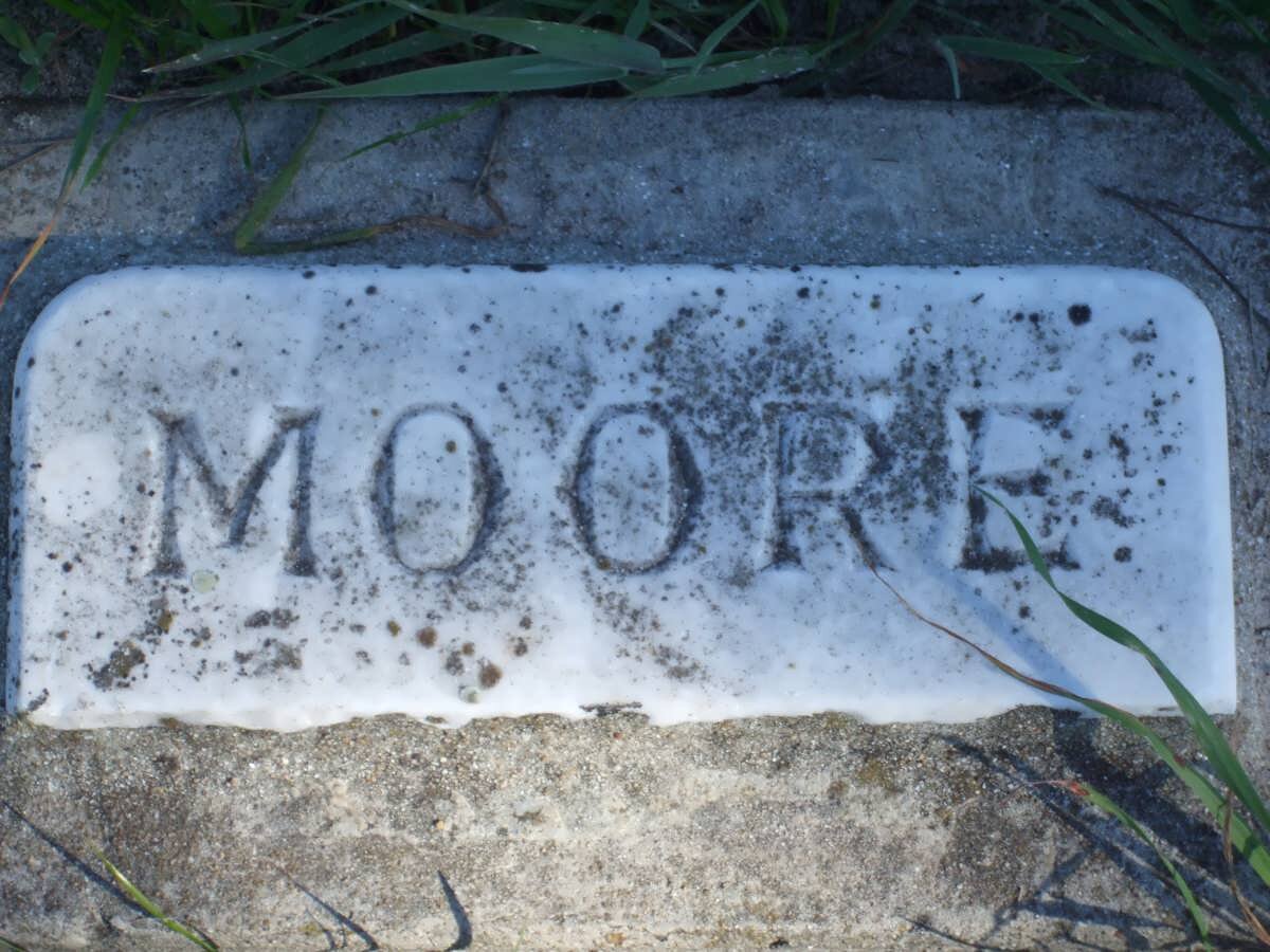 MOORE