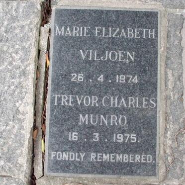MUNRO Trevor Charles -1975 :: VILJOEN Marie Elizabeth -1974