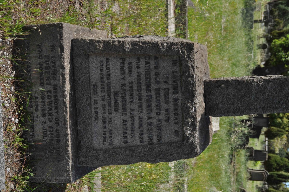 MUNRO Catherine Pamela -192? :: MUNRO Pemely Katherine Alza?o -1930