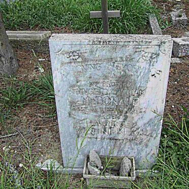 McDONALD Angelo William -1953 :: VAN NIEKERK Lawrence -195?