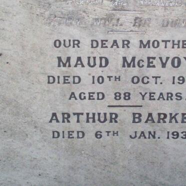 MCEVOY Maud -1978 :: BARKER Arthur -1930