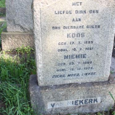 NIEKERK Koos, van 1889-1951 &amp; Miemie 1890-1975