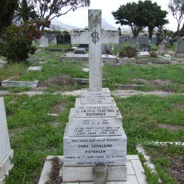 PIETERSEN Clarence Percival 1901-1963 &amp; Cora Geraldine 1908-1994