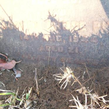 PITT William G.A. -1944 &amp; PITT Gordon Bruce -1944