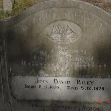 RILEY John David 1892-1975 &amp; Magdalena Petronella 1882-1963