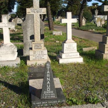 ST. ARNAUD family graves