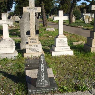 ST. ARNAUD family graves