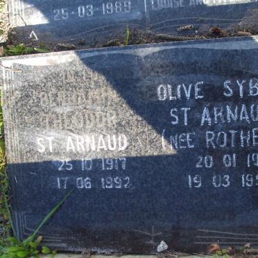 ST. ARNAUD Benjamin Theodor 1917-1992 &amp; Olive Sybil ROTHER 1921-1994